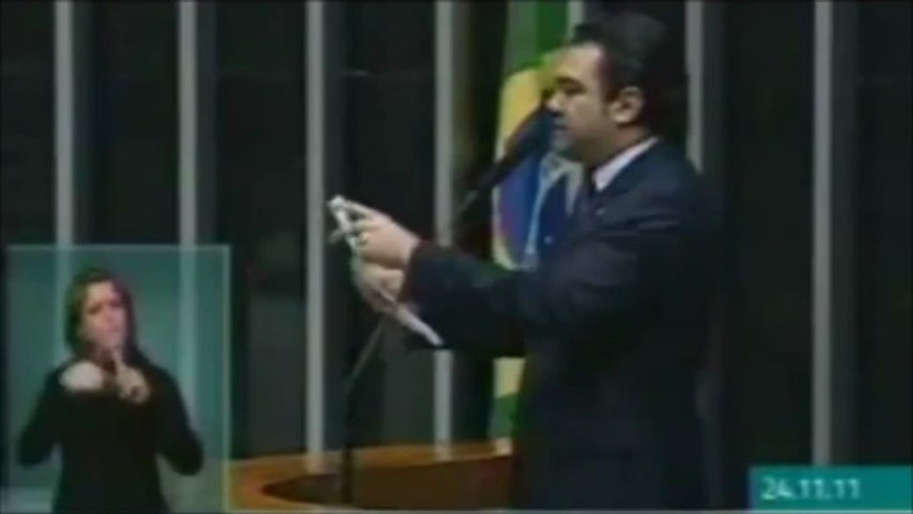 Dep Pr Feliciano RACISTA na Camara atacando Gays 2012
