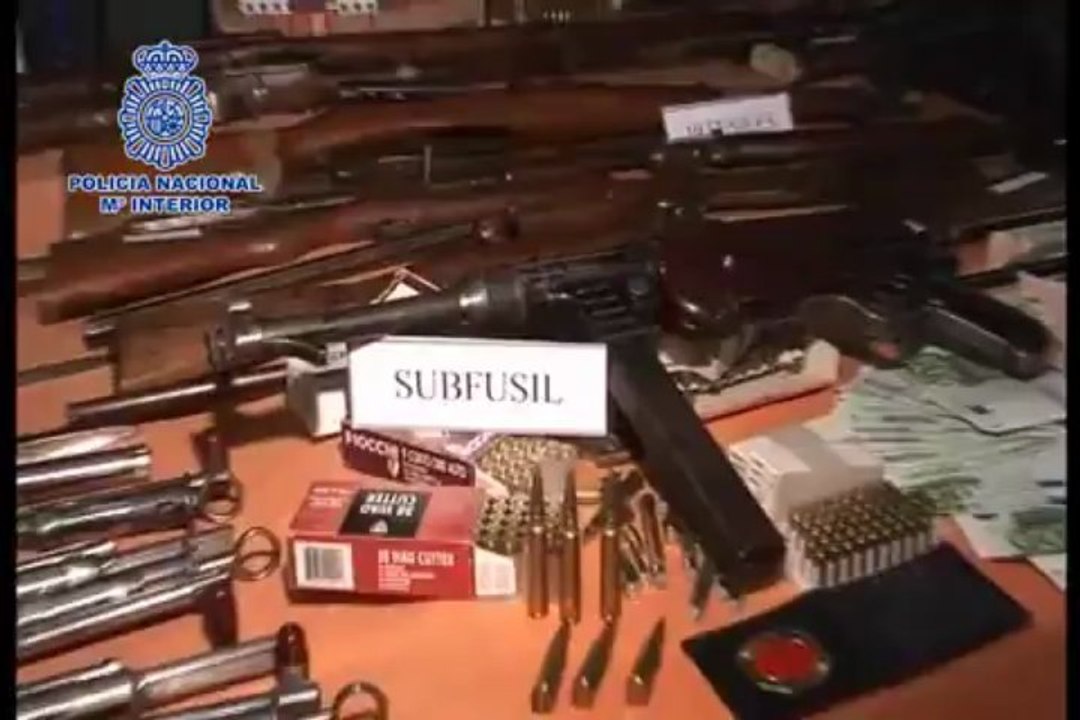 La Policía Nacional interviene un arsenal de armas de fuego, blancas, municiones y explosivos