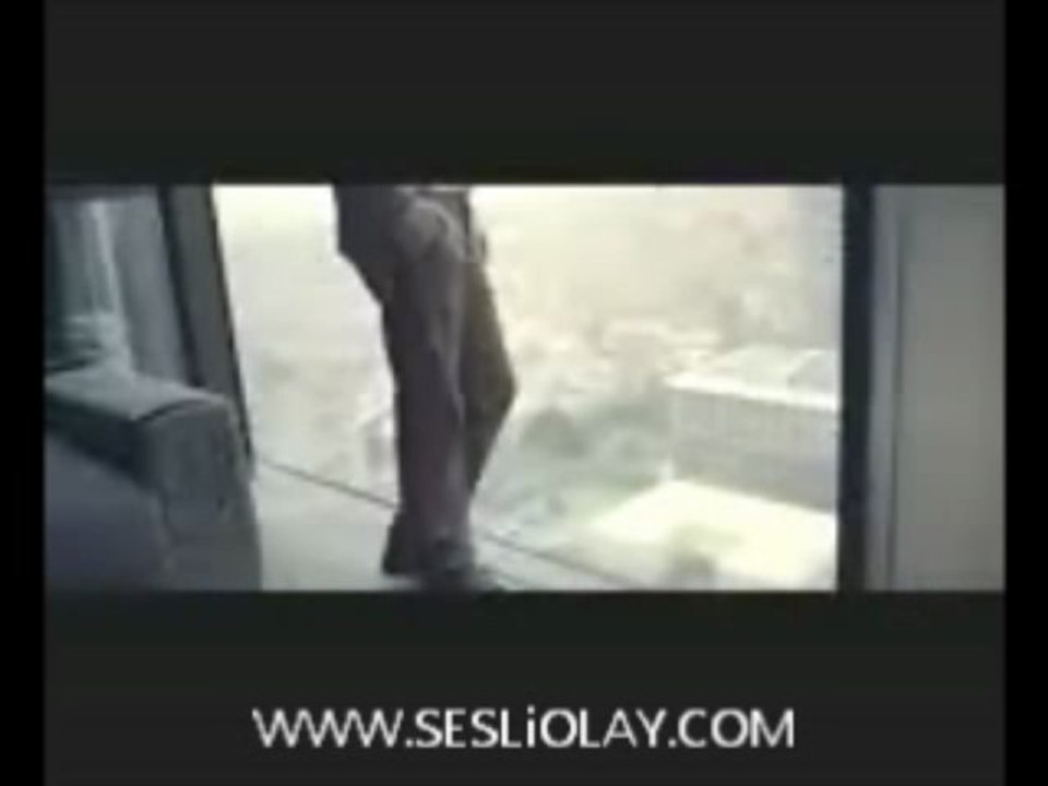 Soner Sarıkabadayı - İnsan Sevmez Mi? SesliOlay.Com