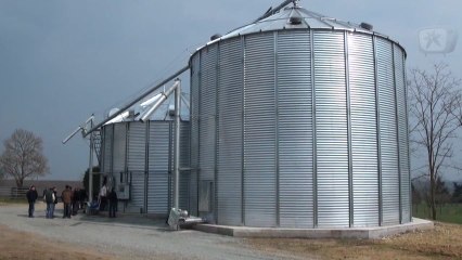 Séchage de maïs au bois déchiqueté