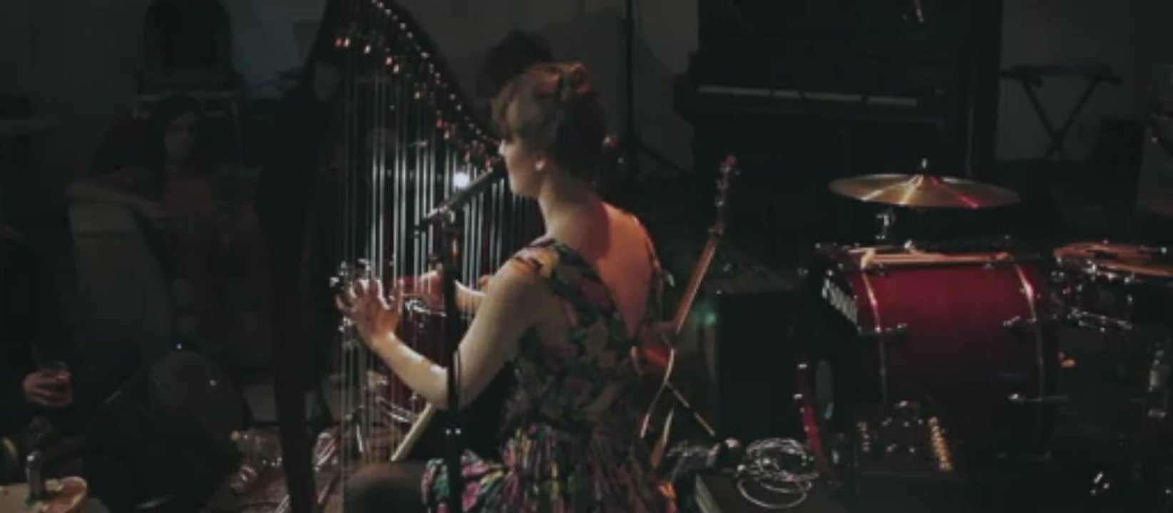 EMILIE & OGDEN - A (© 1mdprod 2013)