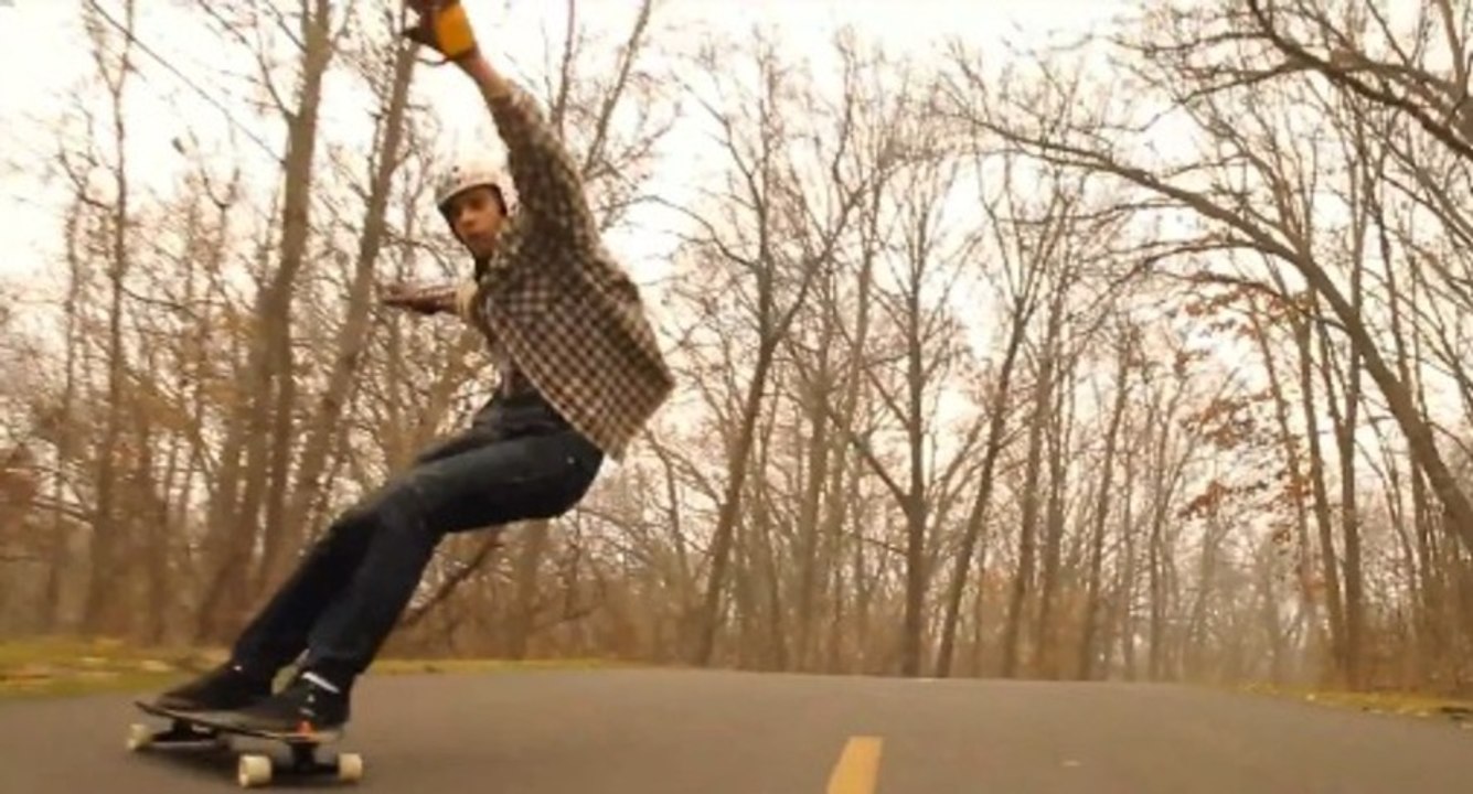 Longboarding Foggy Freeride - Will Stephan - 2013