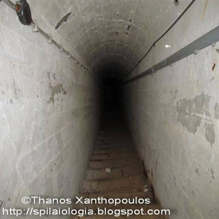 ΟΧΥΡΟ ΠΥΡΑΜΙΔΟΕΙΔΕΣ