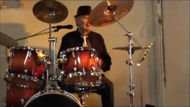 l'horloge tourne Mickael MIRO