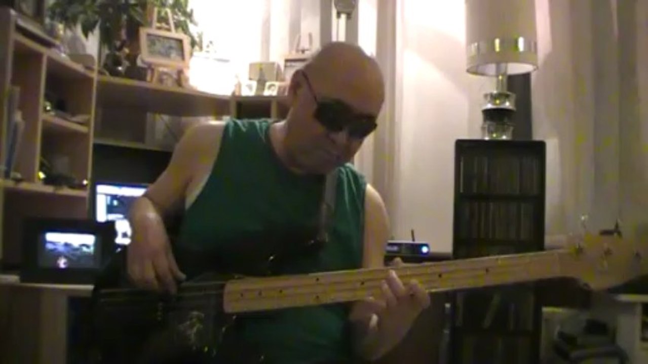 The Ballad of John & yoko The Beatles bass cover1 Bob Roha