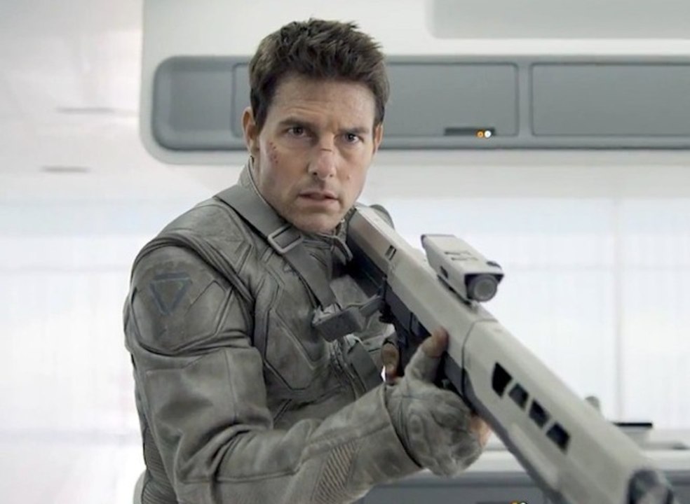 Oblivion with Tom Cruise - The Sky Tower