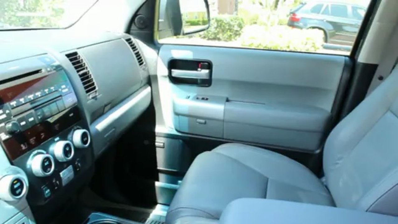 Toyota Sequoia