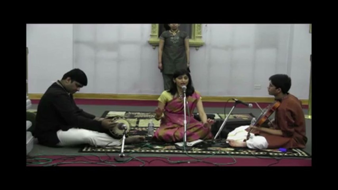 SRI VENKATESWARA TEMPLE, AURORA, ILLINOIS: SAYANOTSAVAM: SEEMA MURTHY: VOCAL: "SRI VENKATACHALANILAYAM.."