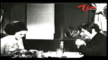 Comedy Scene - Padmanabham Having Dinner With His Girlfriend