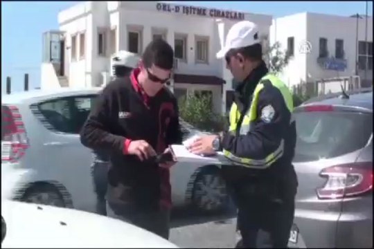 Bu kez polisler ''şakaladı''