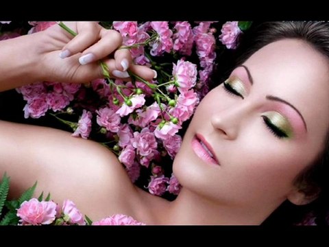 AHMET ÖZHAN GÜL YÜZÜNDE GÜLLER SOLSA AĞLARIM