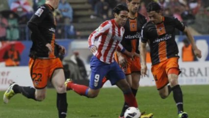 El Atlético no aprovecha la "siesta preeuropea" de Barça y R.Madrid