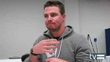 2013.03.31 Stephen Amell @ WonderCon Interview