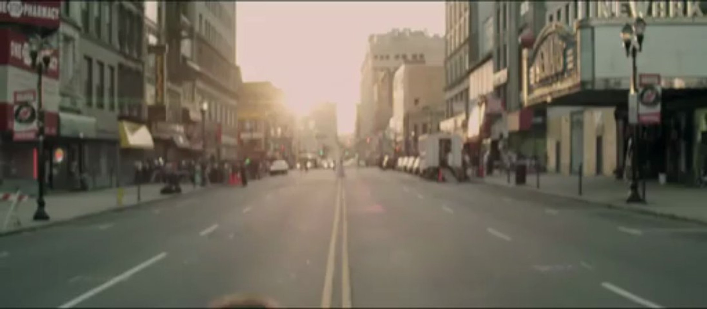 ⁣Eminem - Not Afraid_(480p)