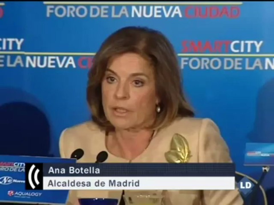 Botella anuncia que venderá edificios municipales