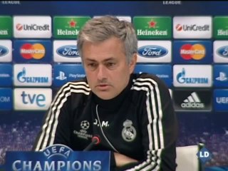 Mourinho rechaza "alimentar" los rumores sobre su futuro