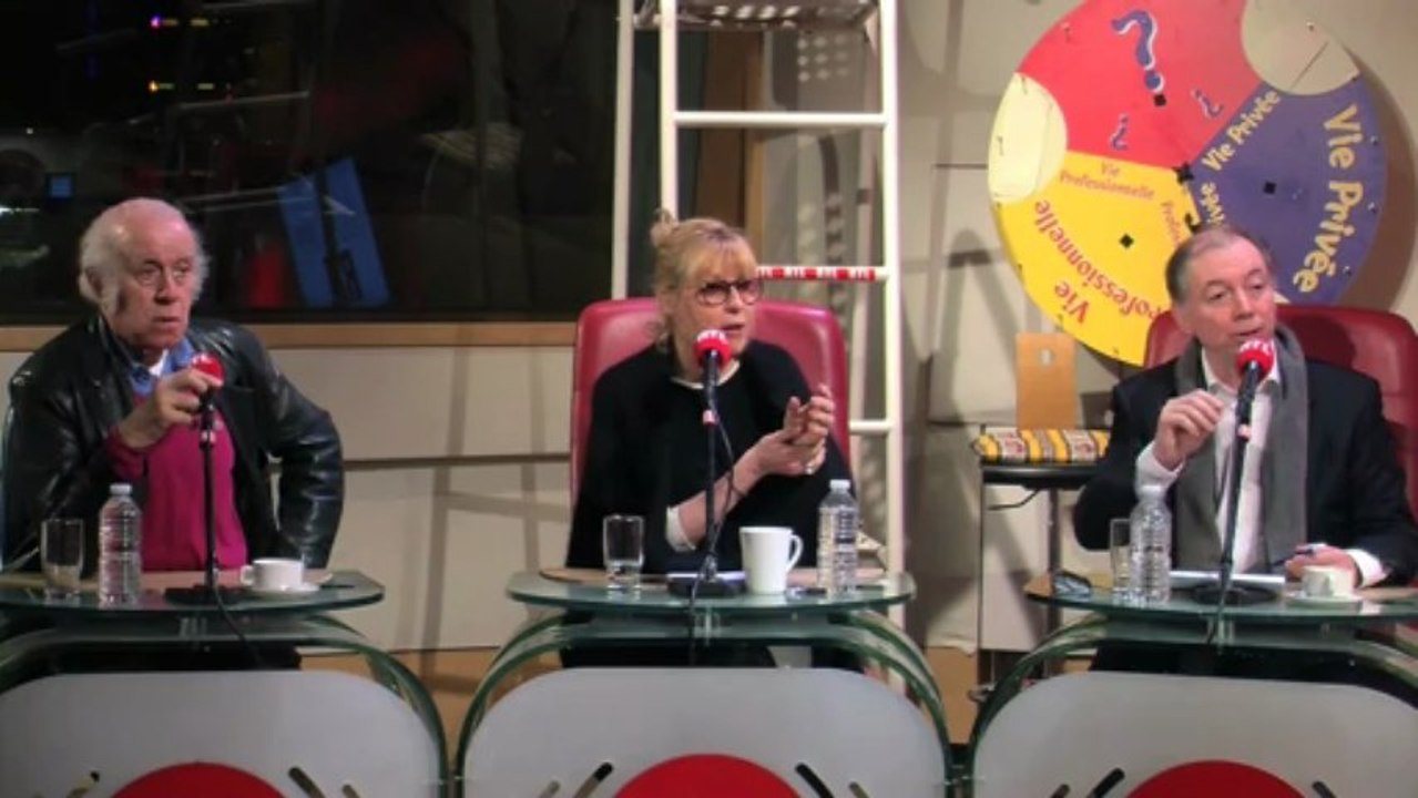 "Collections, albums de famille et souvenirs de voyages" Part 1 dans Les Grosses Têtes en Folie