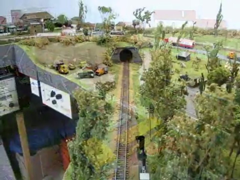 Train miniature : Réseau de Gérard : Vidéo 82 - LE RAPIDE DES VACANCES