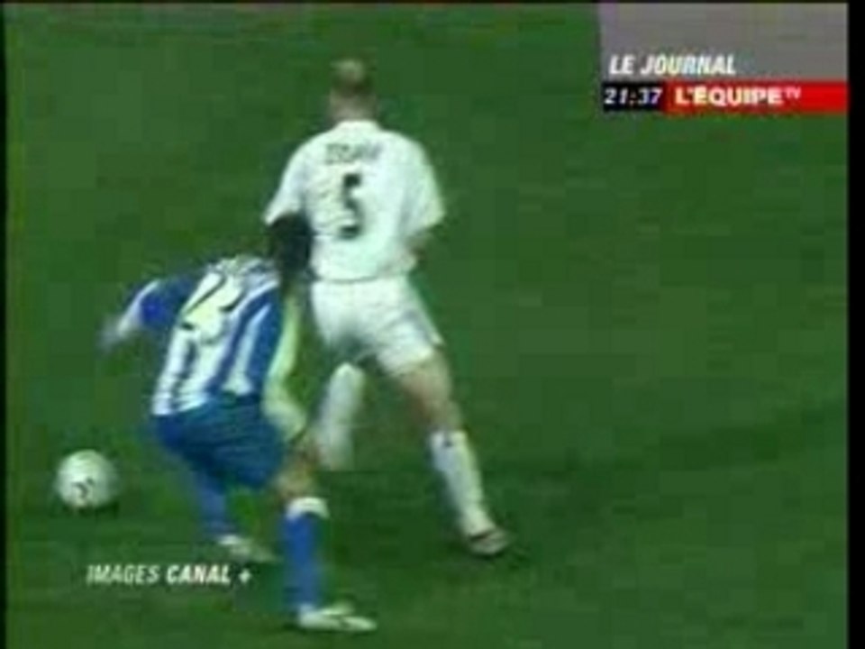 Zidane meilleur joueur 2003