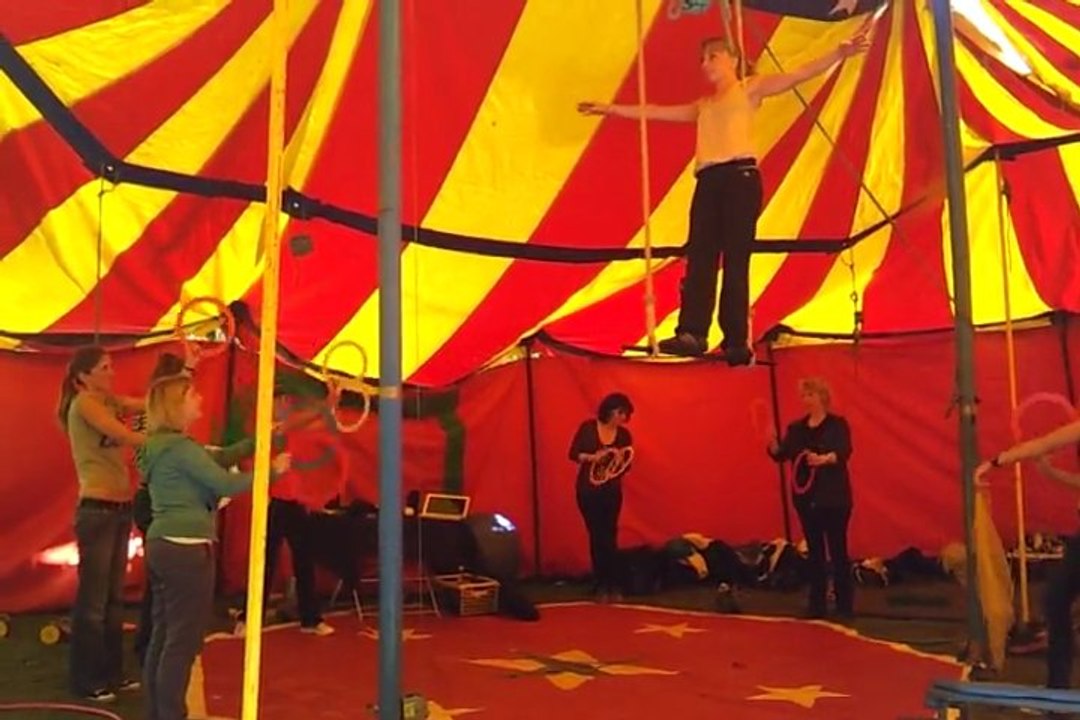 TEAM BUILDING CIRQUE ADIDAS