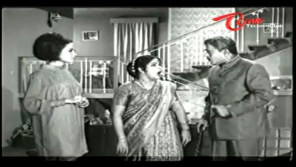 Hilarious Scene Between Suryakantham - English Beauty