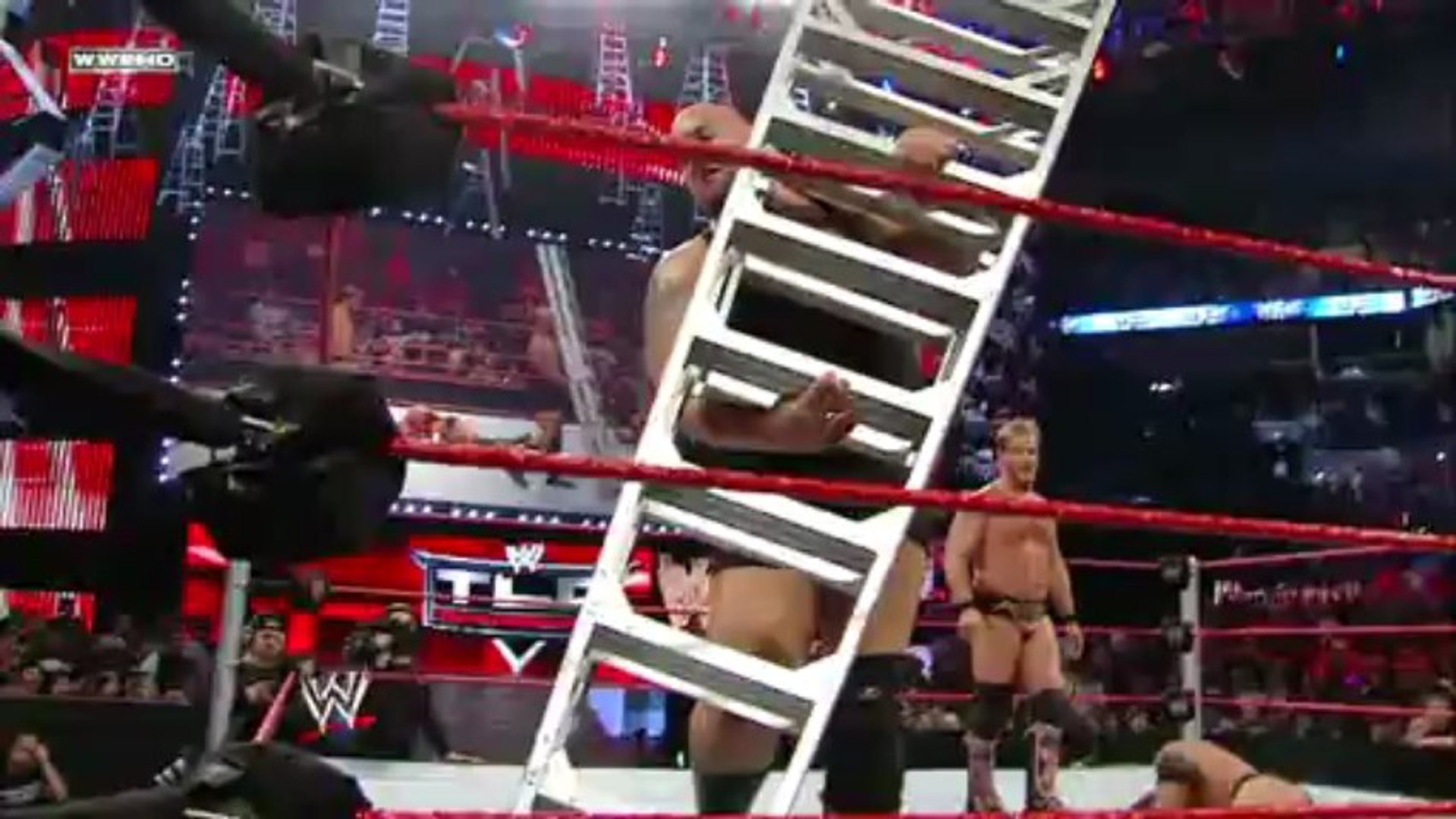 D-Generation X (DX) Warns Rated RKO Before New Year's