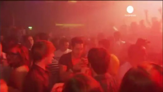 Allemagne: la Tanzverbot, l'interdiction de danser, fait...