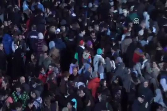 İlk kez ''Via Crucis''i yönetti