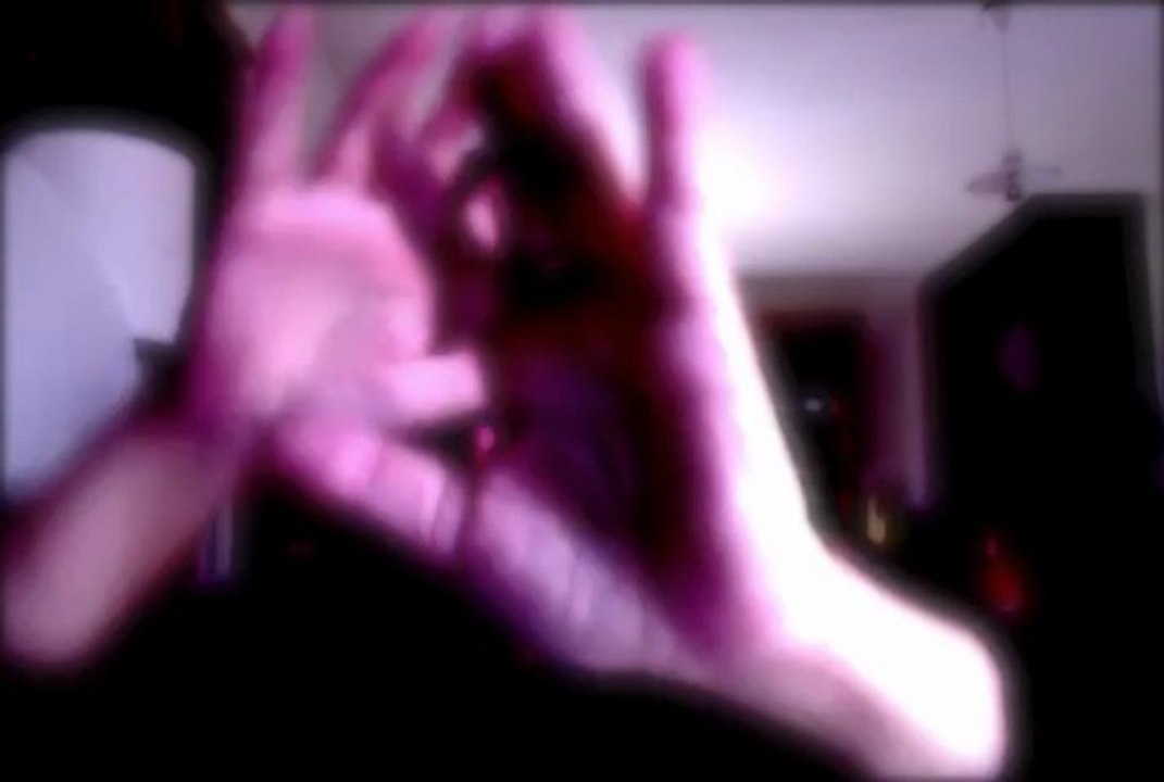 haut les mains