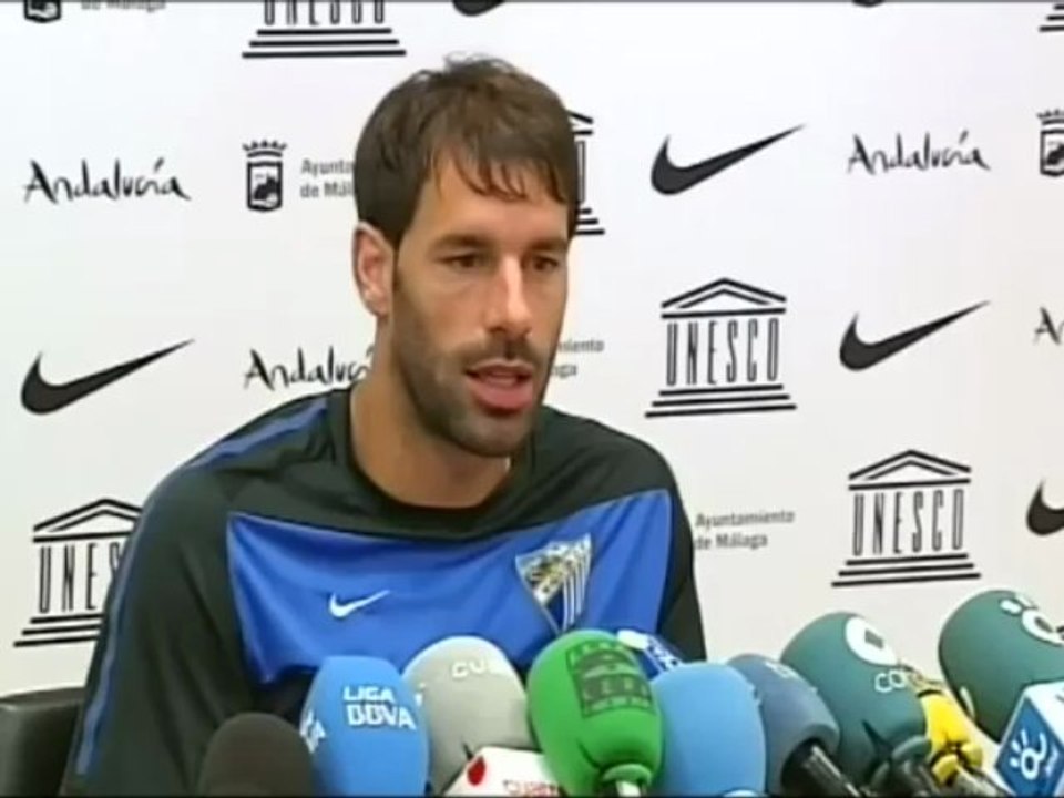 Van Nistelrooy: "No lo celebraré si marco frente al Madrid"