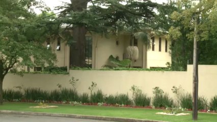 Mandela spends third day in hospital