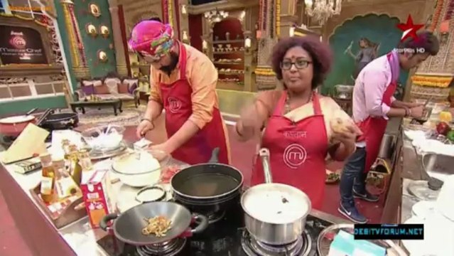 Master Chef (Star Parivaar Bane Kitchen Ke Superstar) 30th March 2013 Video 720p pt2