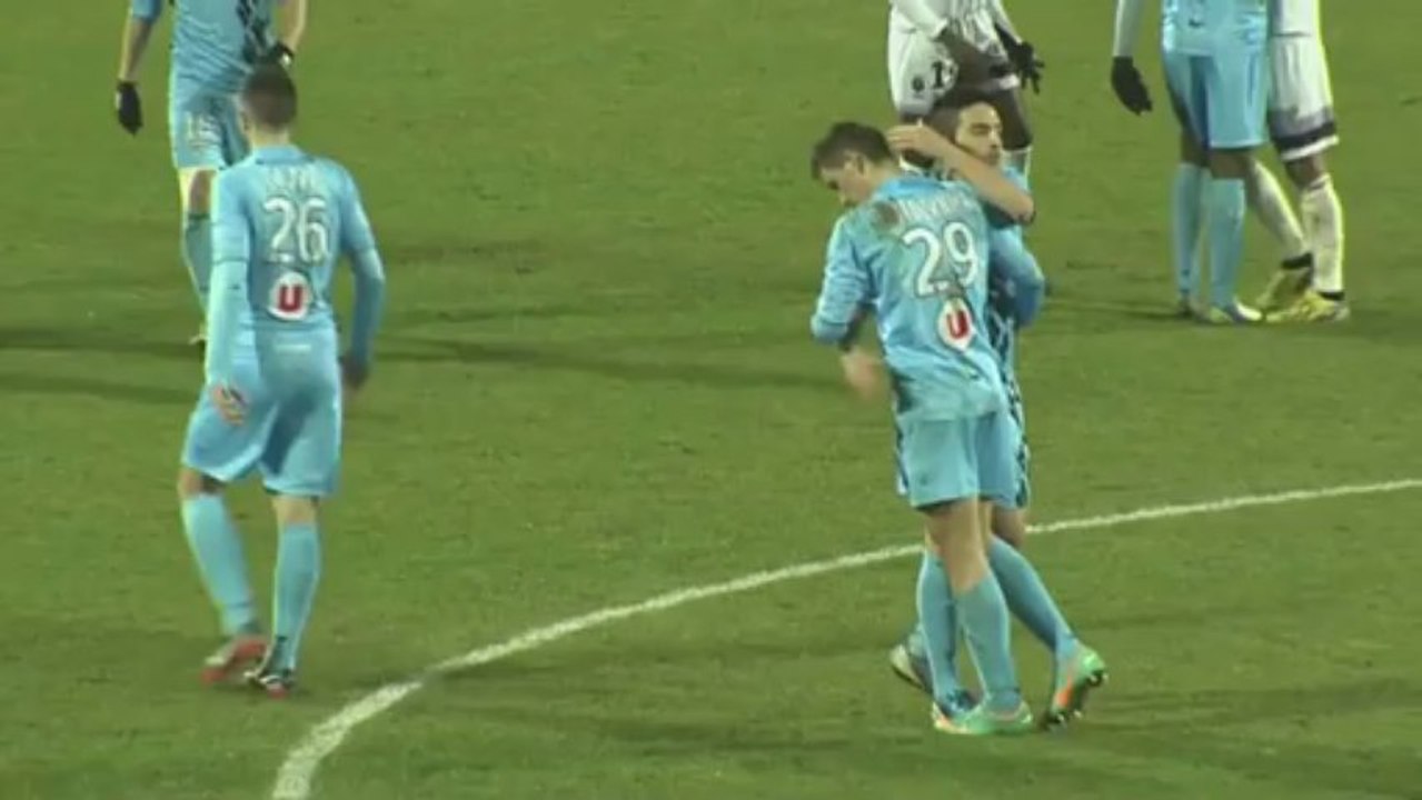 Tours FC (TOURS) - FC Istres (FCIOP) Le résumé du match (30ème journée) - saison 2012/2013