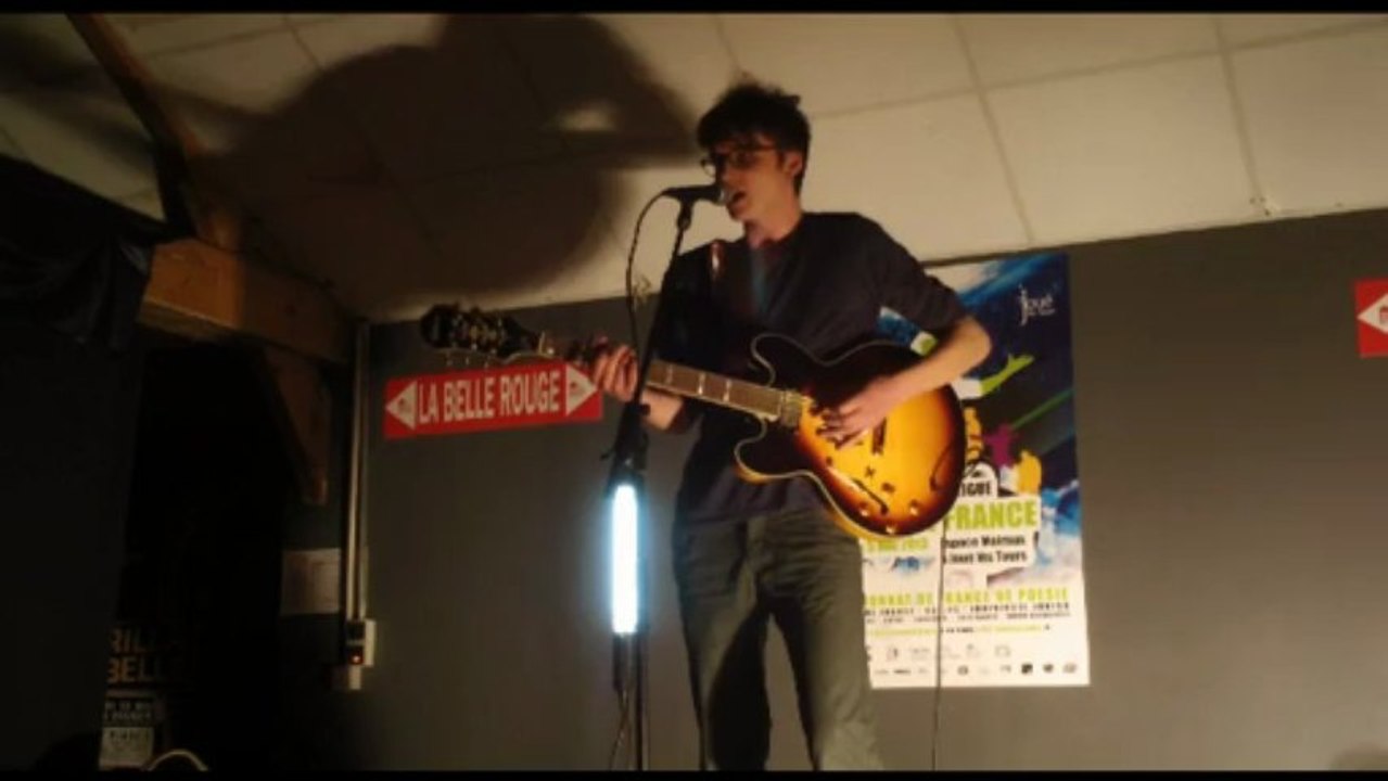 RADIO ELVIS à LA BELLE ROUGE (Demande à  la poussière)