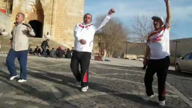 ESHAB-I KEHF GÖNÜL ELÇİLERİ ESHAB-I KEHF'E YÜRÜDÜ.