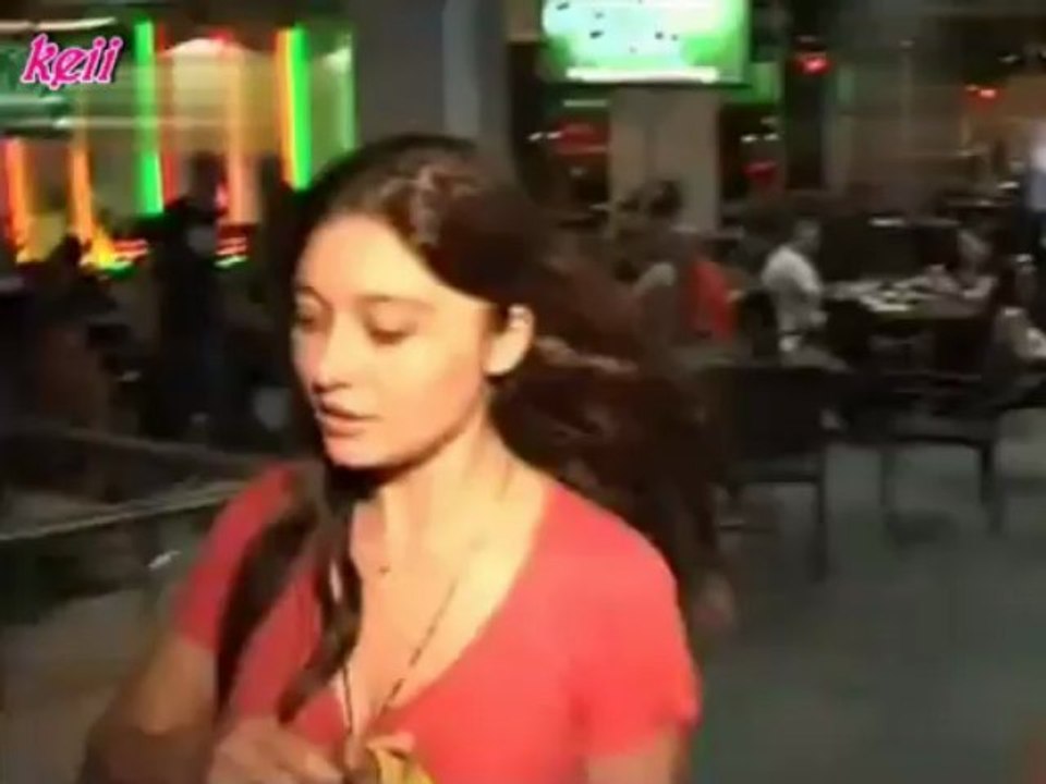 Nurgül Yeşilçay ~  Londra'da düzenlenen film festivaline ~ 2013