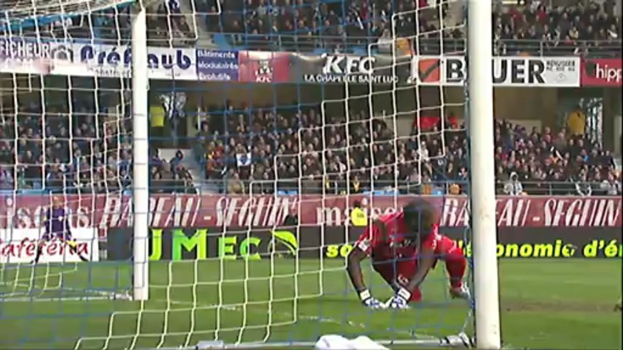 ESTAC Troyes (ESTAC) - AS Saint-Etienne (ASSE) Le résumé du match (30ème journée) - saison 2012/2013