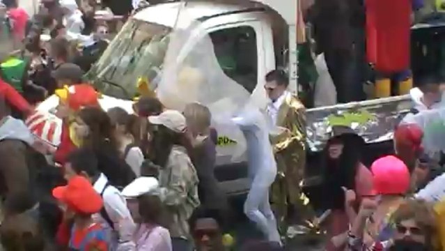 festical carnaval étudiants 2013 CAEN UNO