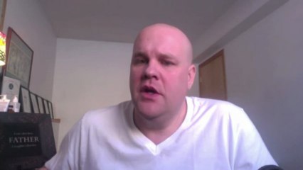 Wearing a wedding band while giving massages