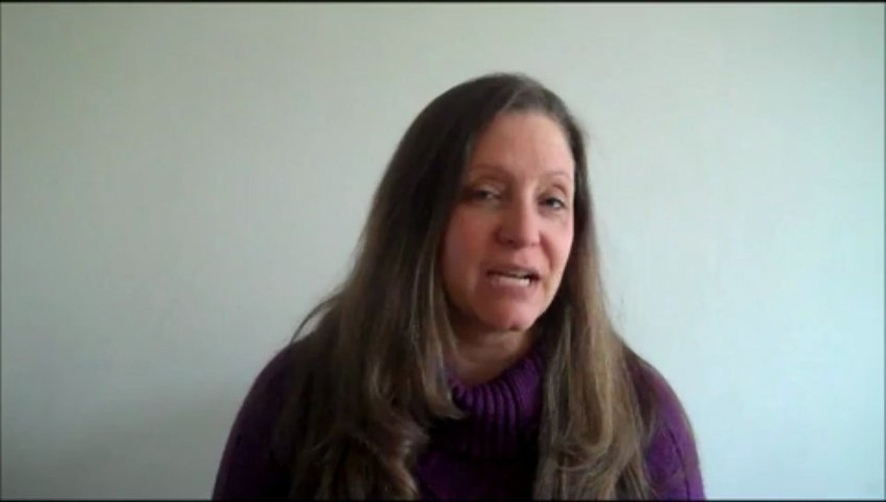 Cheap Electronic Cigarette Review - Refillable E Cigs - Cheap Rechargeable Starter Kits