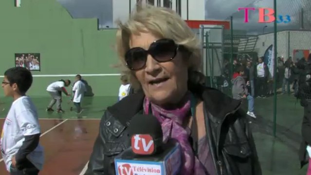 péssac invite yannick noah pour l'inauguration fete le Mur qui porte le nom de son association