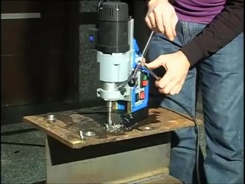 Máy khoan từ FE50 R_L - Call Mr.Pháp 01639 922 974