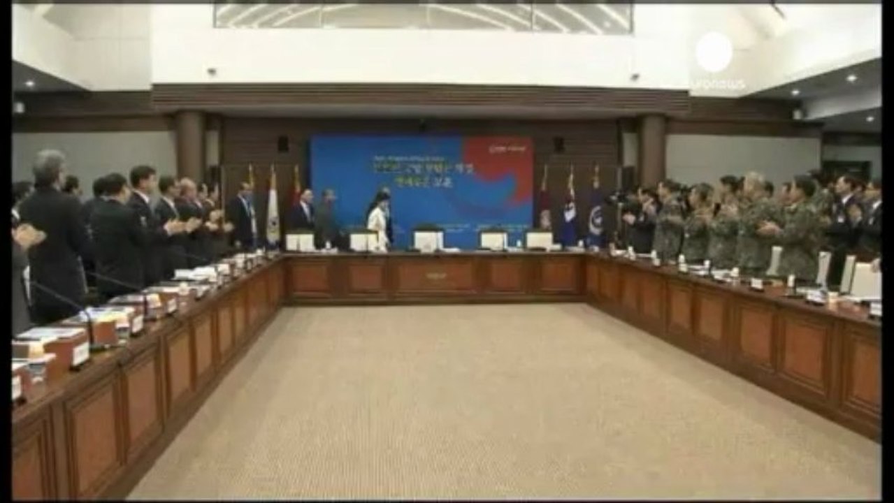 South Korea promises 'strong response' to threats from North