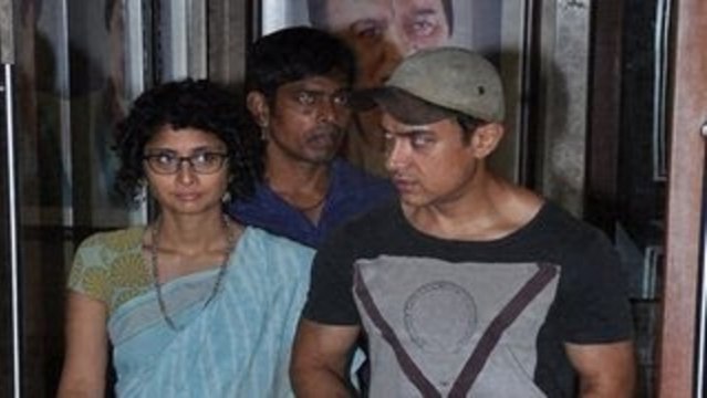 Aamir Khan meets Sanjay Dutt after 1993 Mumbai Blast Verdict