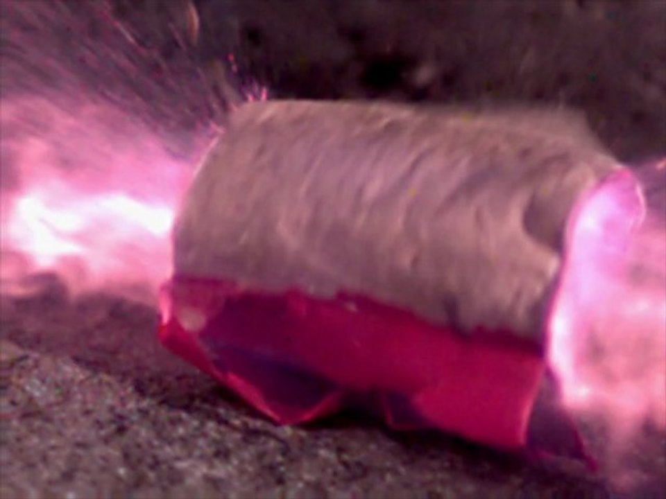 UltraSlo slow motion firecracker