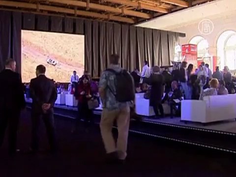 Русские дизайнеры открывают Неделю моды в Москве