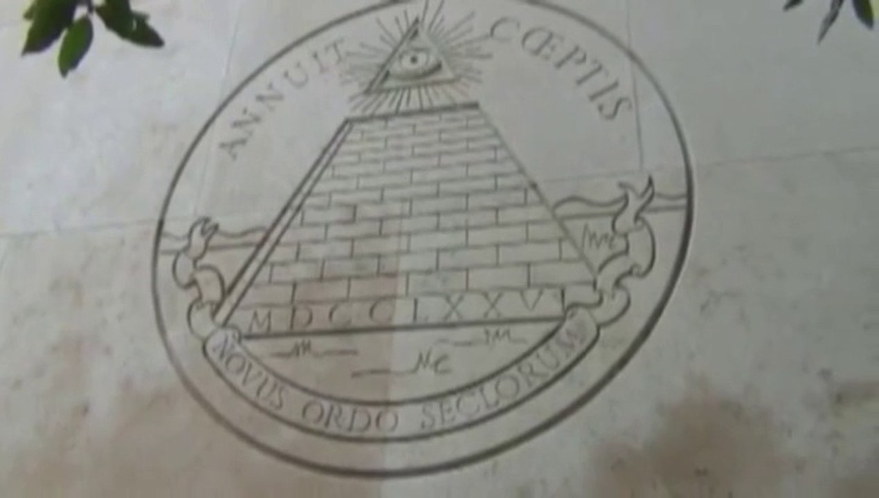 Zapping Pharaons Show (FR) Bugarach, La Chaise d'Isis .IHS & 666 Normandie.