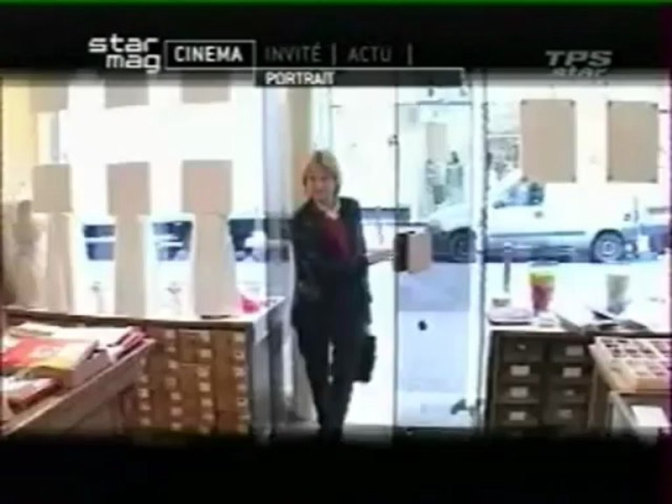 presentation de marion sosie claude françois par VAR EVENEMENTS 83