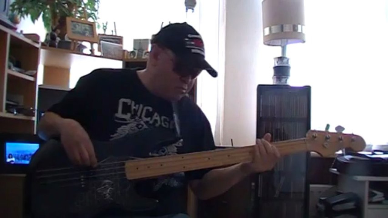 Blue Bossa Bossanova Bass cover Bob Roha