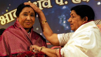 Lata Mangeshkar Ends Rivalry With Asha Bhosle !